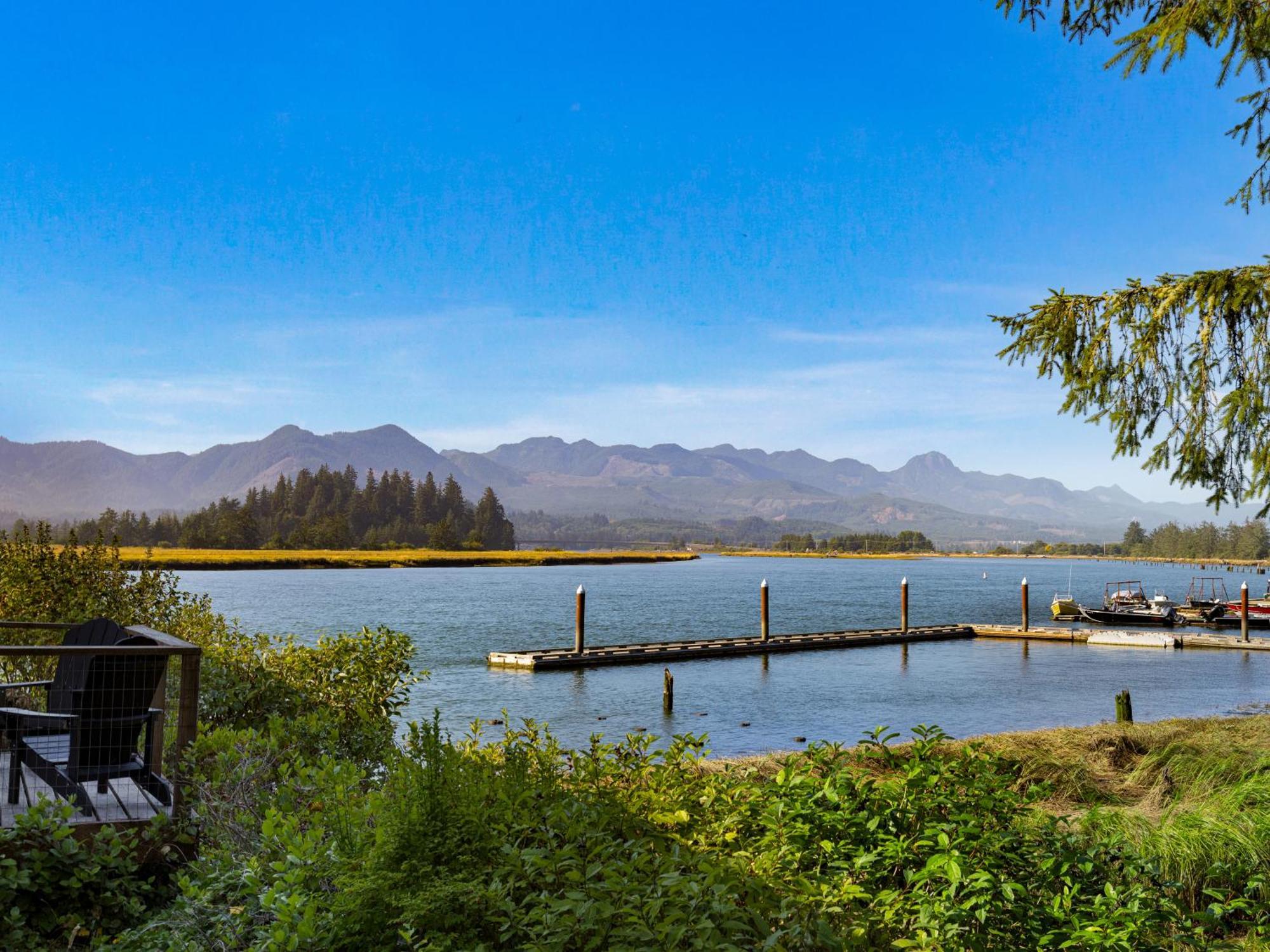 Wheeler On The Bay Lodge And Marina Экстерьер фото